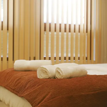 Golden Sands-beachfront Of Your Dreams Appartement