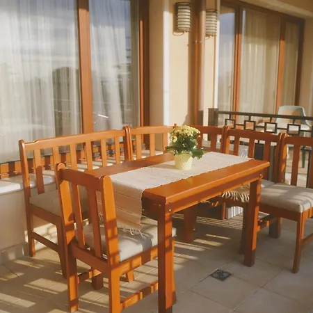 Golden Sands-beachfront Of Your Dreams Appartement *