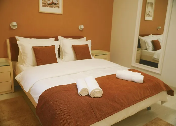 Golden Sands-beachfront Of Your Dreams