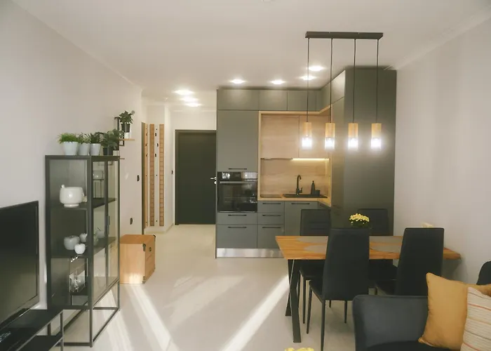 Golden Sands-beachfront Of Your Dreams Apartment