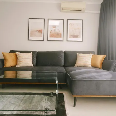 Apartment Golden Sands-beachfront Of Your Dreams