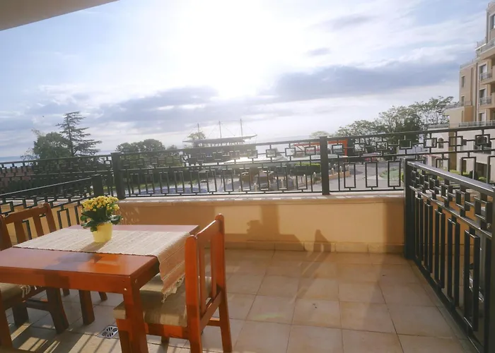 Golden Sands-beachfront Of Your Dreams